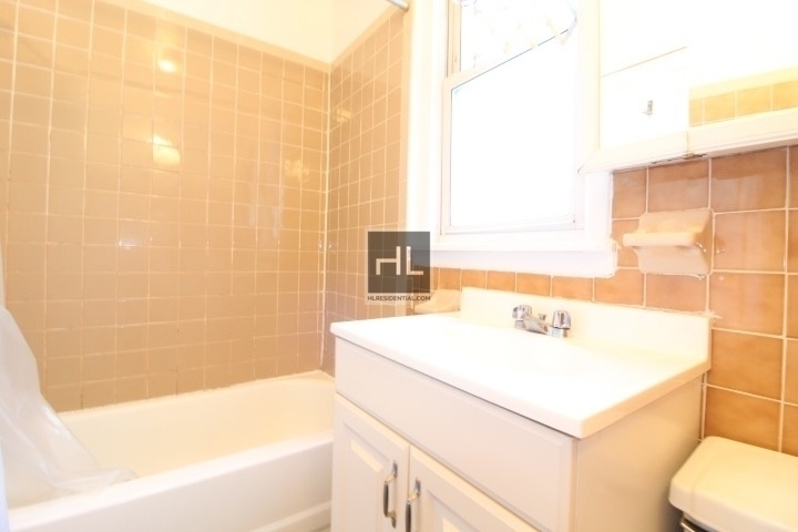 341 93 Street - Photo 7