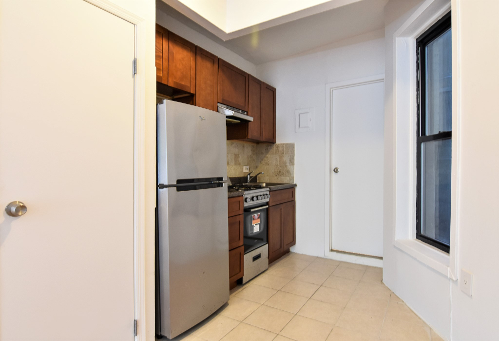 223 West 105th Street - Photo 3