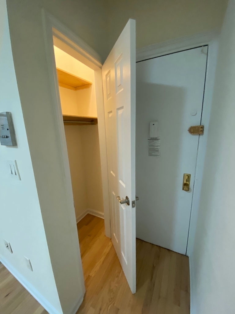 523 West 187th Street - Photo 5