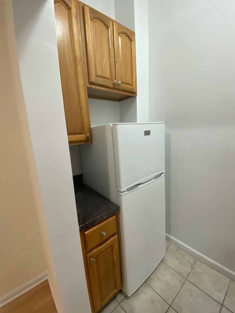 523 West 187th Street - Photo 3