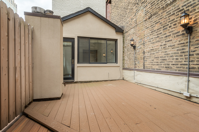 47 East Bellevue Place - Photo 18