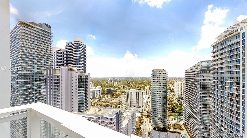 1080 Brickell Ave - Photo 5