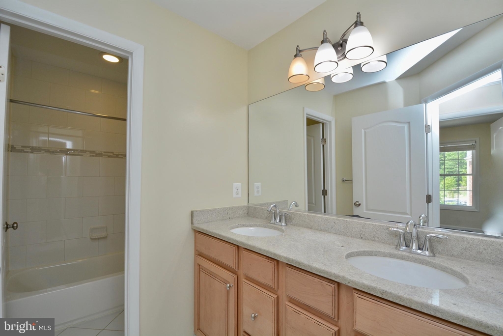 7870 Azalea Cove Terrace - Photo 24