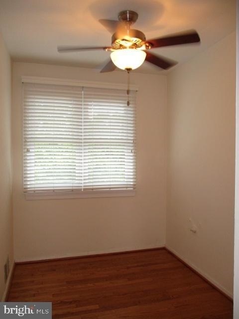 505 E Luray Avenue - Photo 17