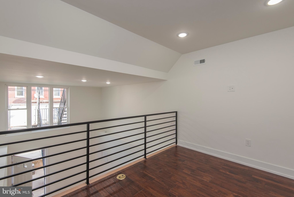 1220 N Taney Street - Photo 18