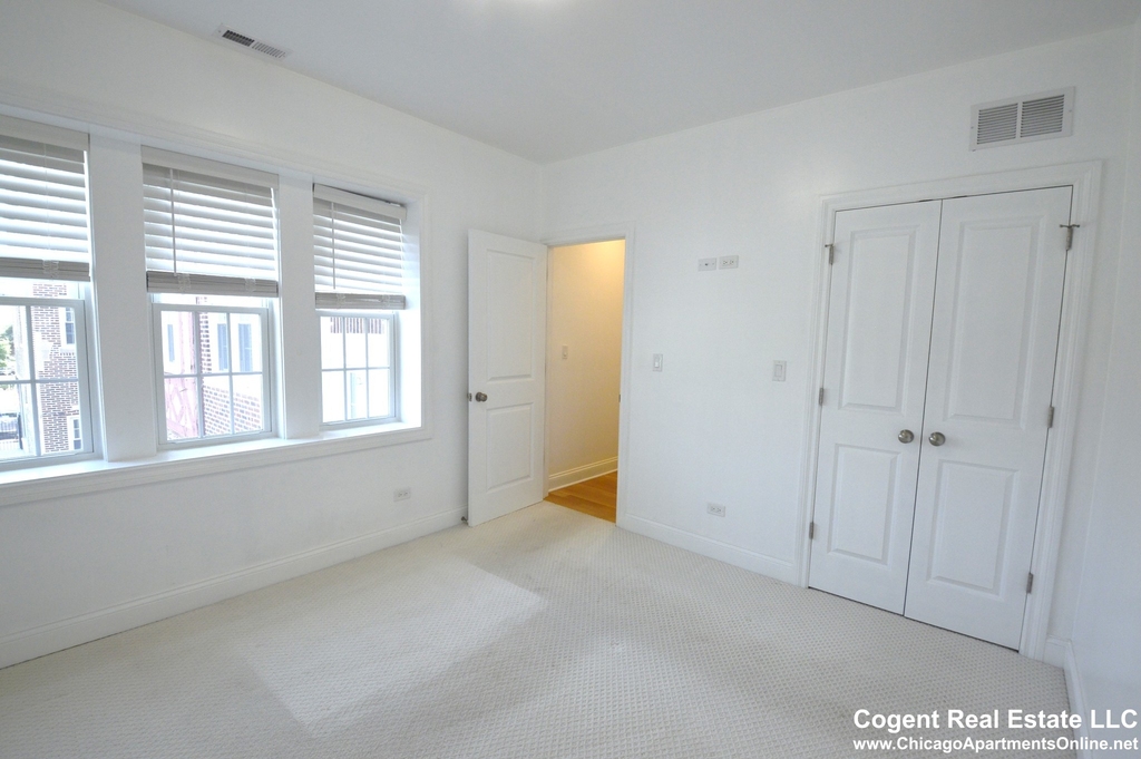 2345 Irving Park Rd. - Photo 6