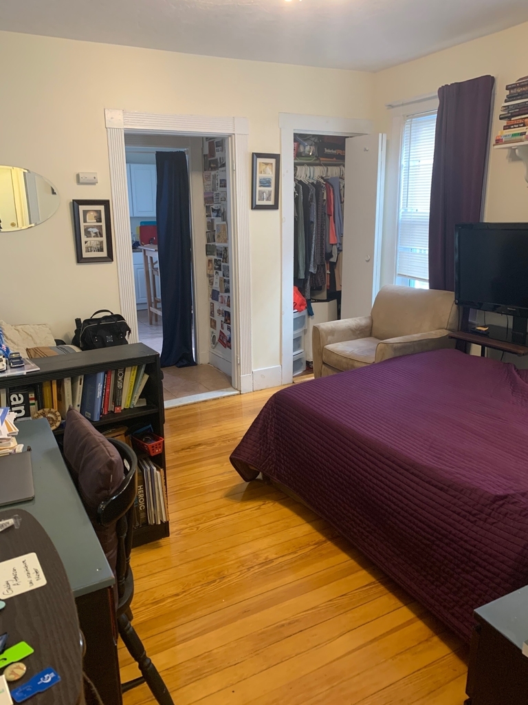 21 Endicott Avenue - Photo 0