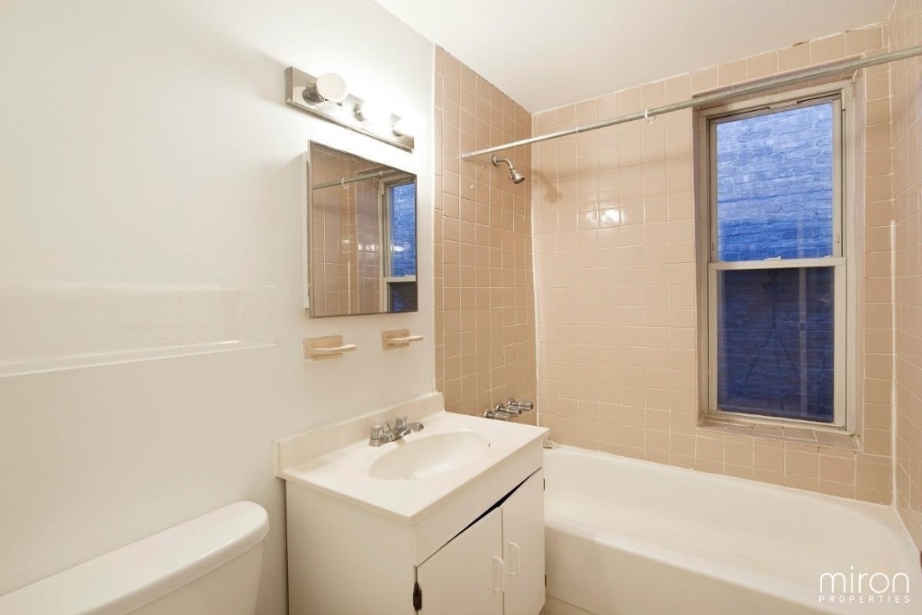 332 WEST 47TH STREET - Photo 0