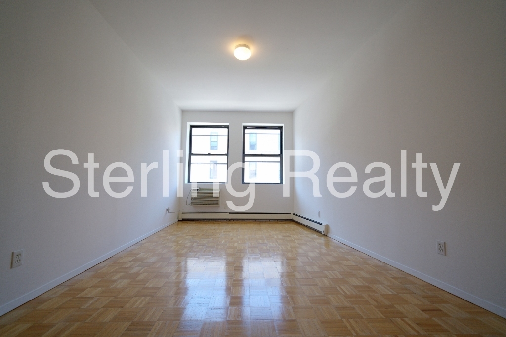 18-31 27th Avenue - Photo 3