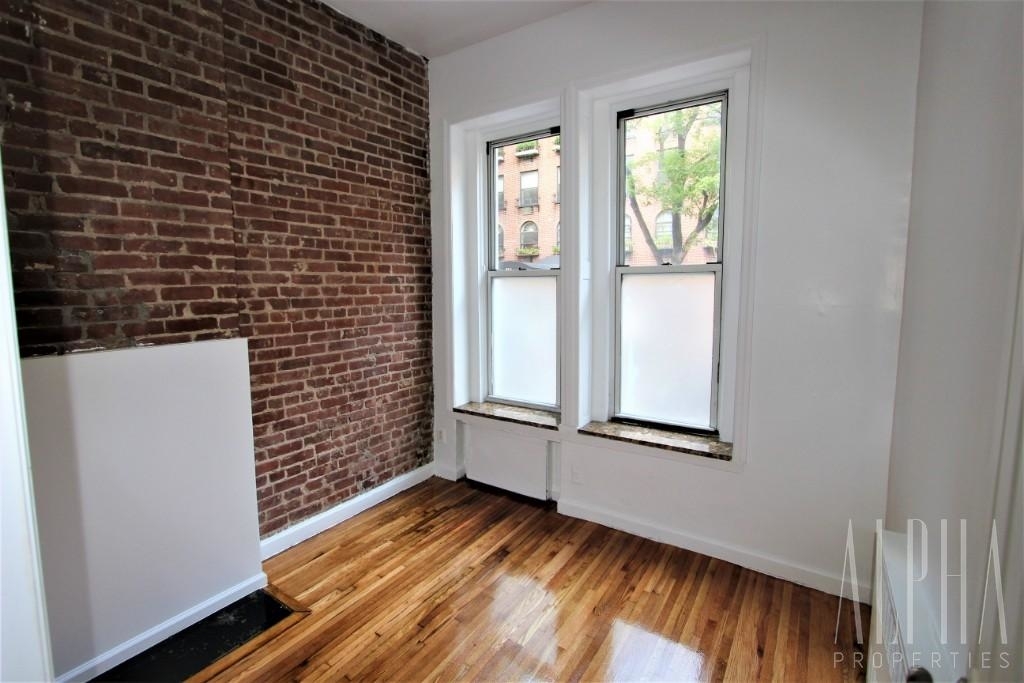 316 East 83rd Street - Photo 1