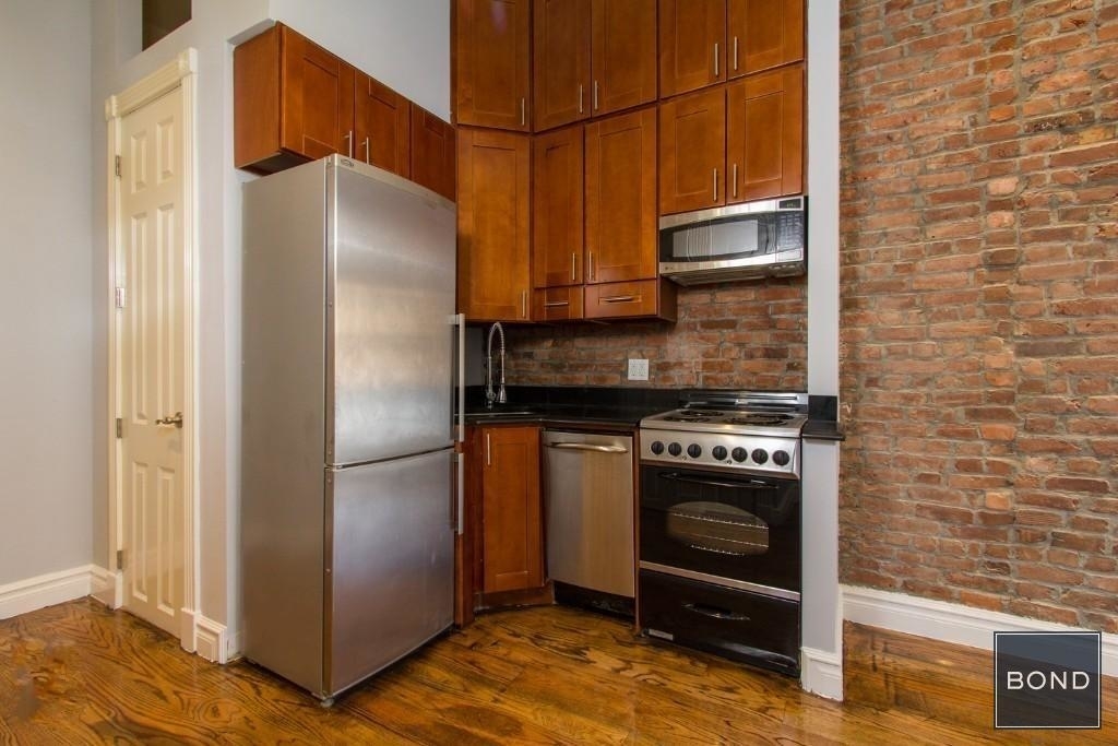 234 West 14th Street - Photo 0