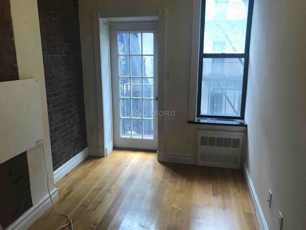 321 West 16th Street - Photo 7