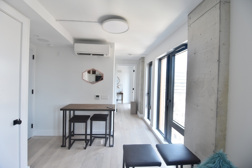 60 West 125th - Photo 2