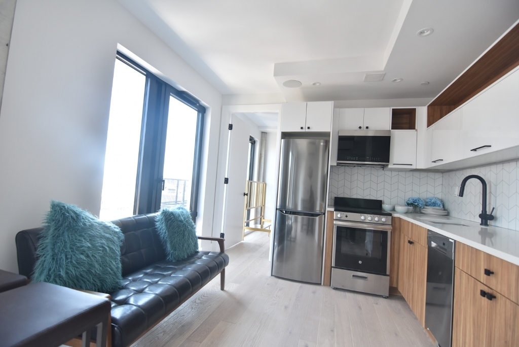 60 West 125th - Photo 0