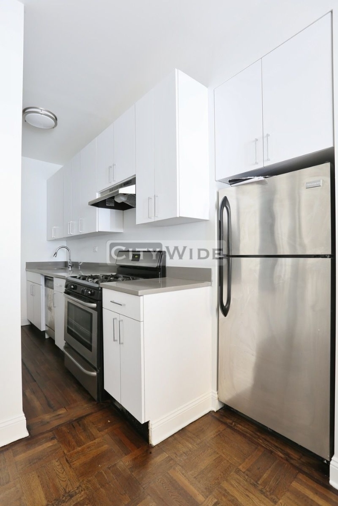 107 East 88th Street - Photo 1