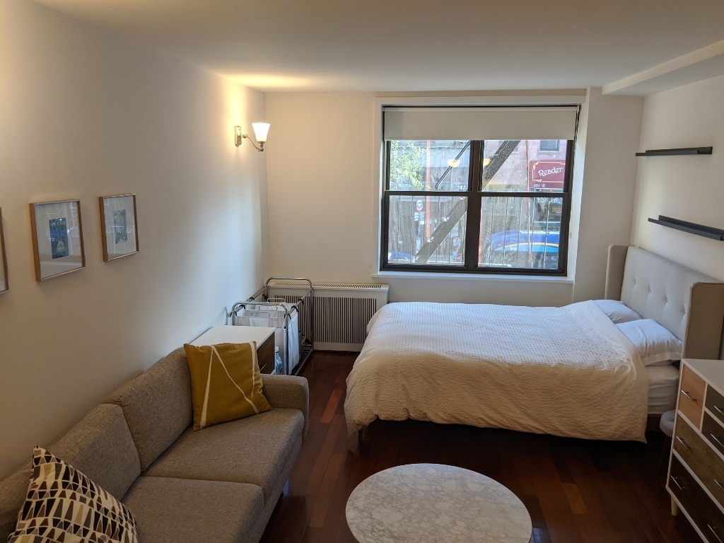 255 West 14th Street - Photo 9