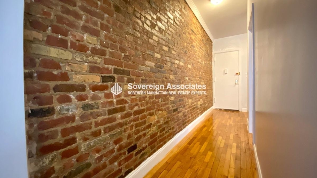 87 Post Avenue - Photo 8