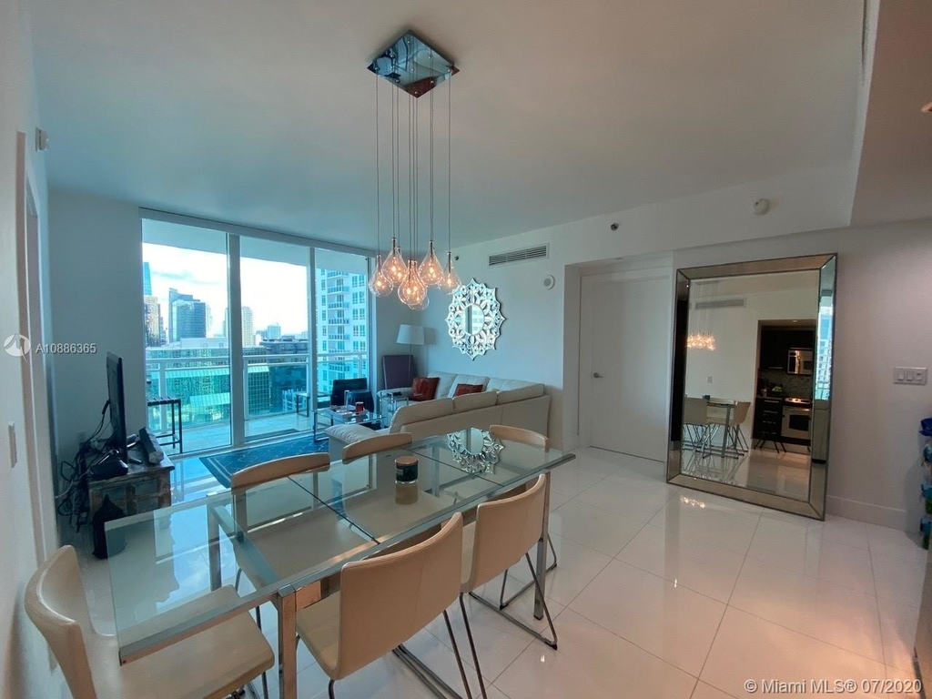 950 Brickell Bay Dr - Photo 20