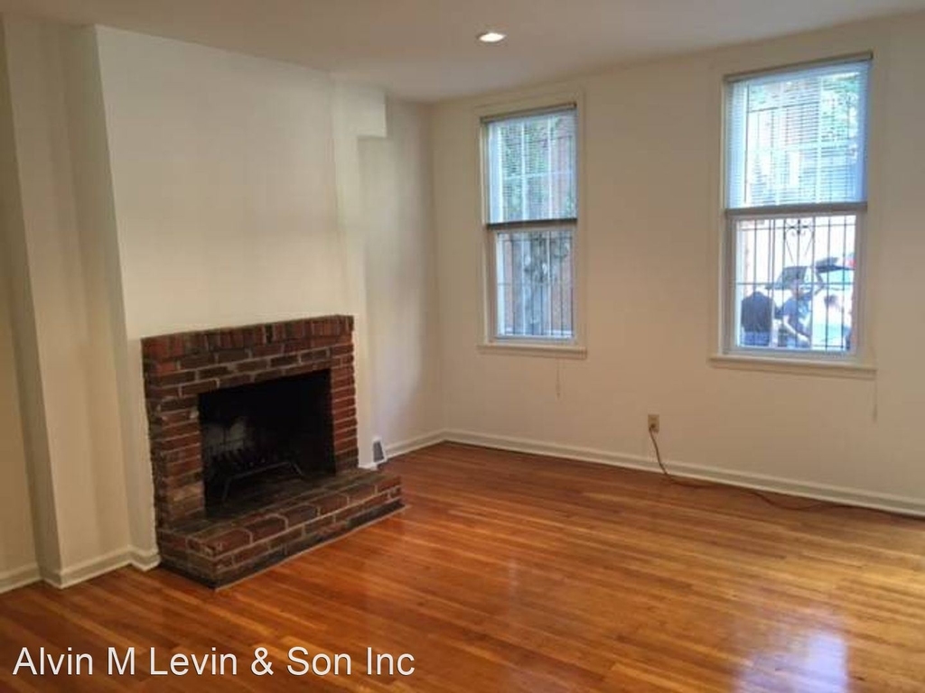 1338 Rodman Street - Photo 2