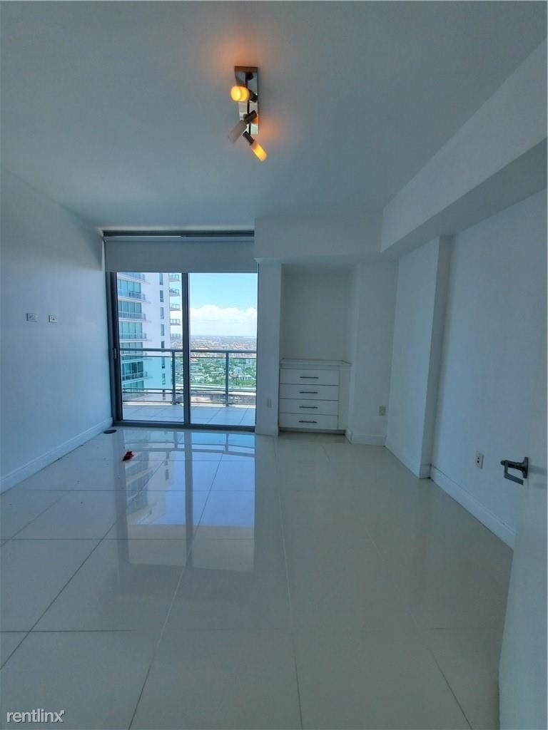 350 S Miami Ave Apt 3815 - Photo 18