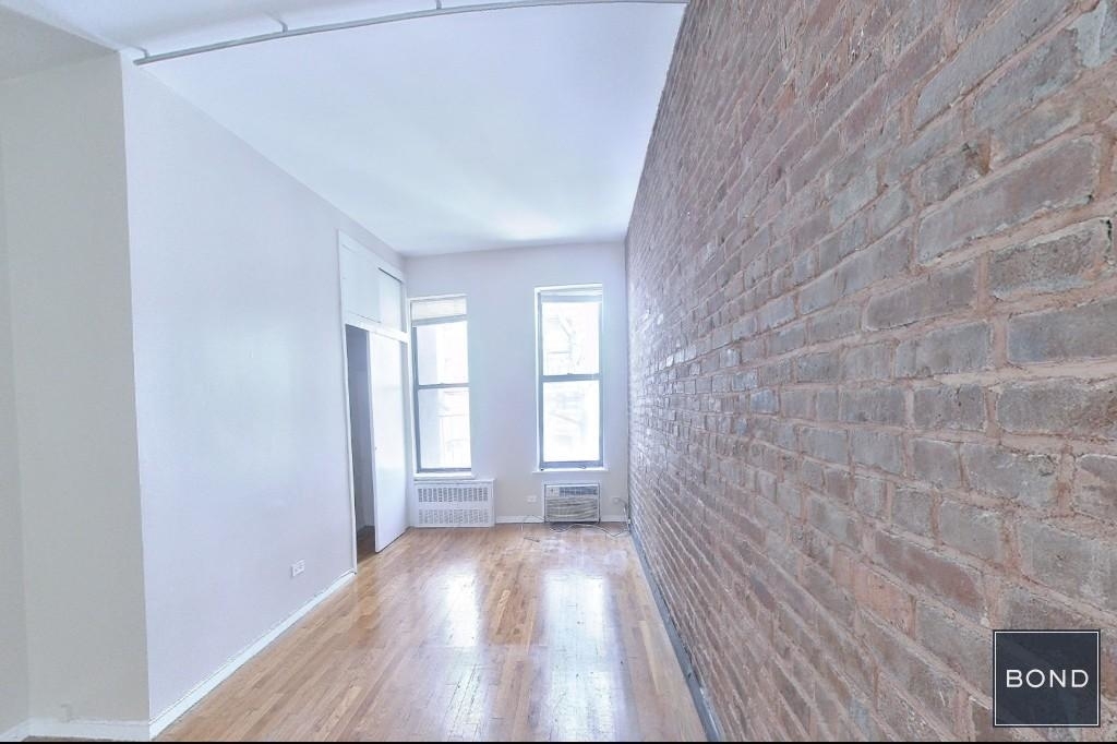 331 East 33rd Street - Photo 1