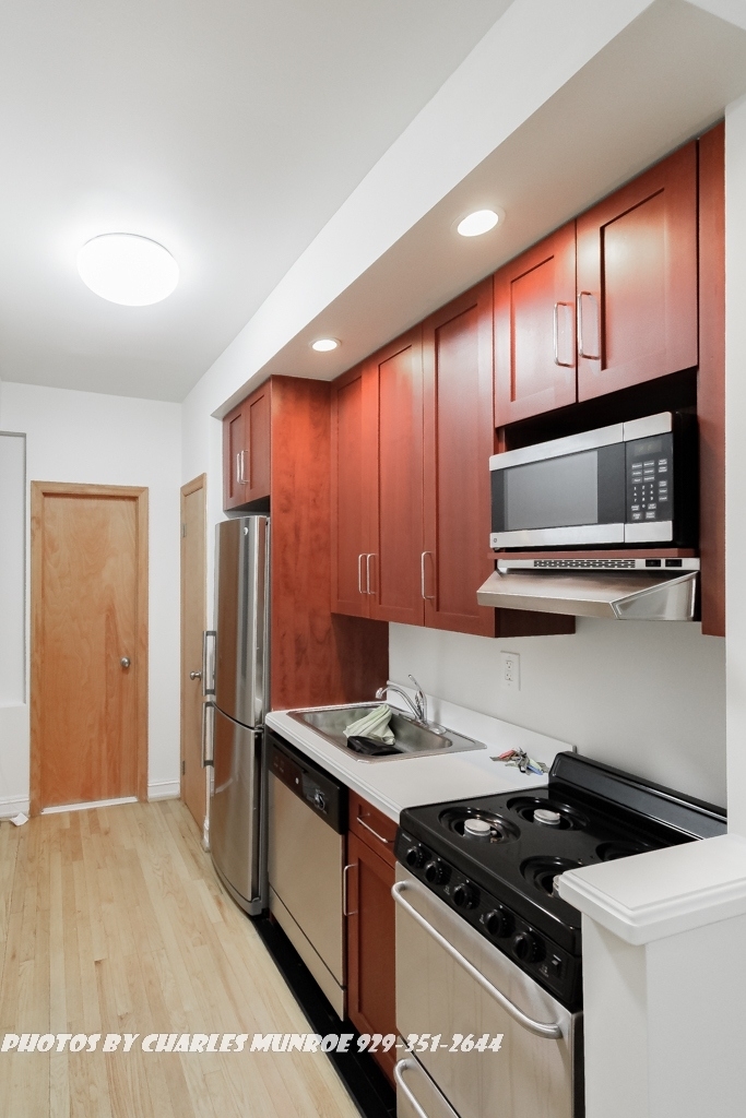 215 east 83 - Photo 2