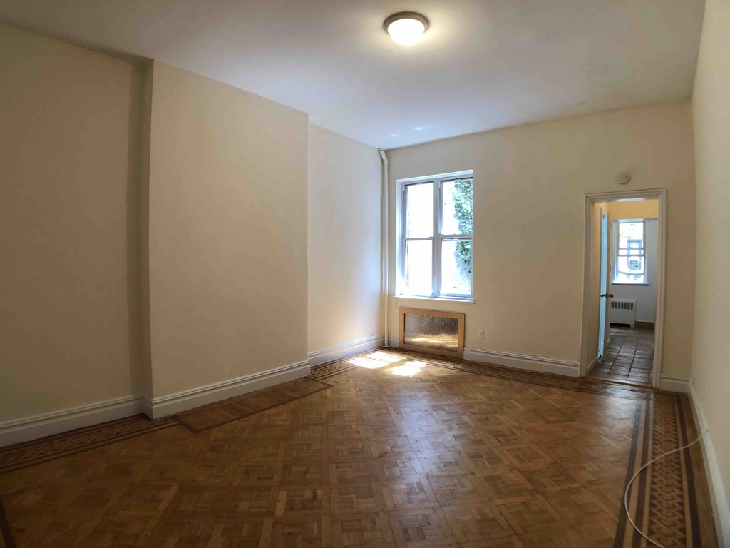 42 East 63rd Street  - Photo 6