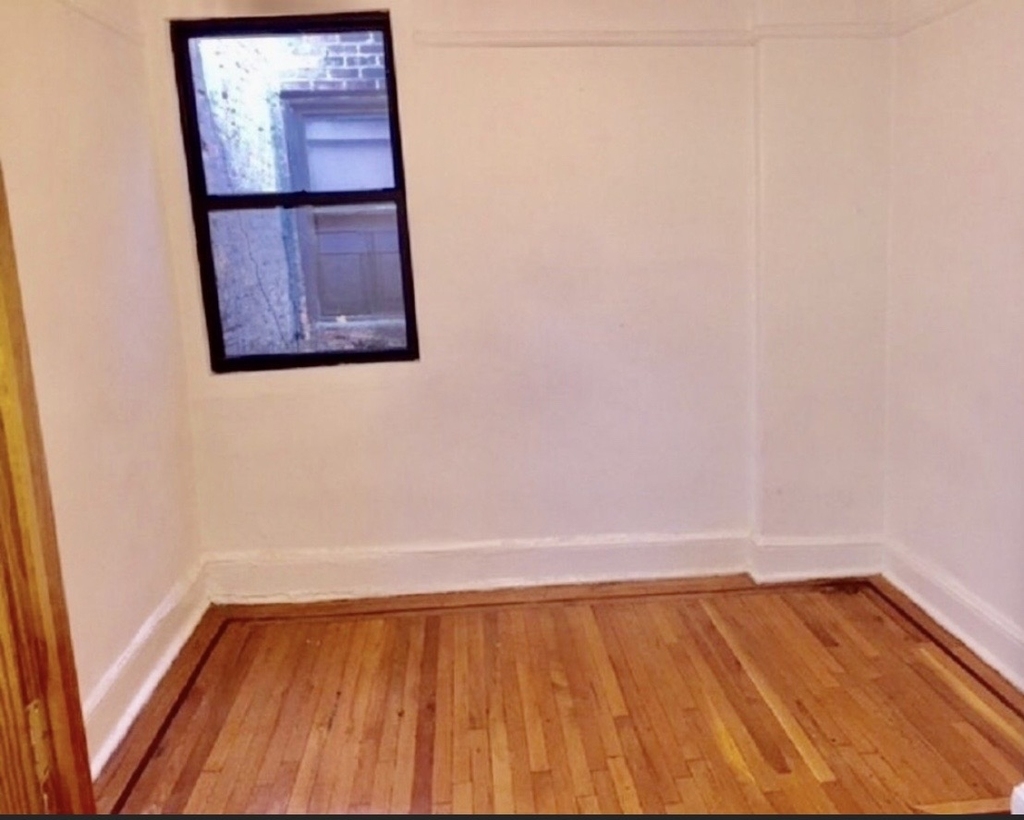 242 East 79th Street - Photo 5