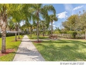 18027 Nw 74th Path - Photo 3