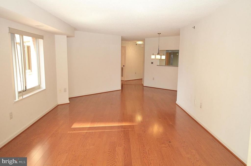 2151 Jamieson Ave #808 - Photo 9