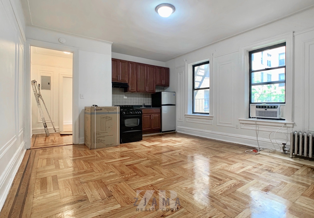 465 Ocean Avenue - Photo 1