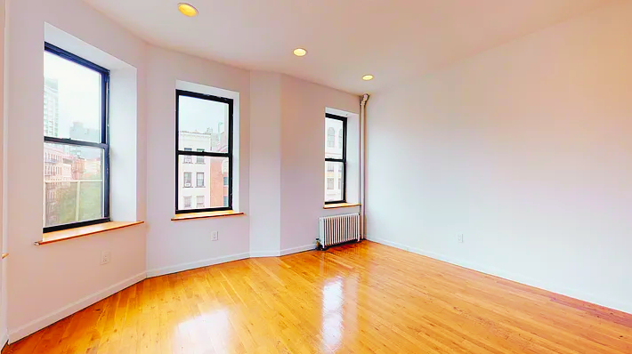 104 2nd Avenue - Photo 1