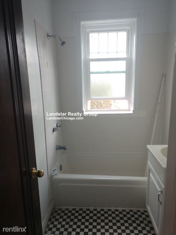 2652 W Ardmore Ave - Photo 4