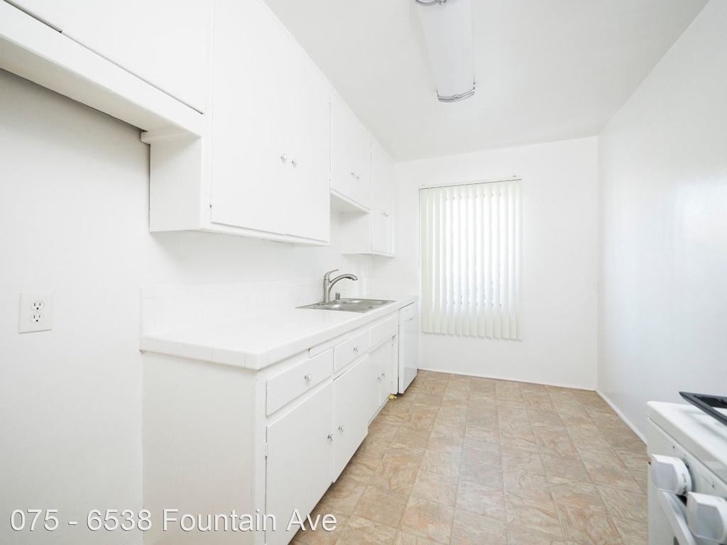 6538 Fountain Ave. - Photo 19