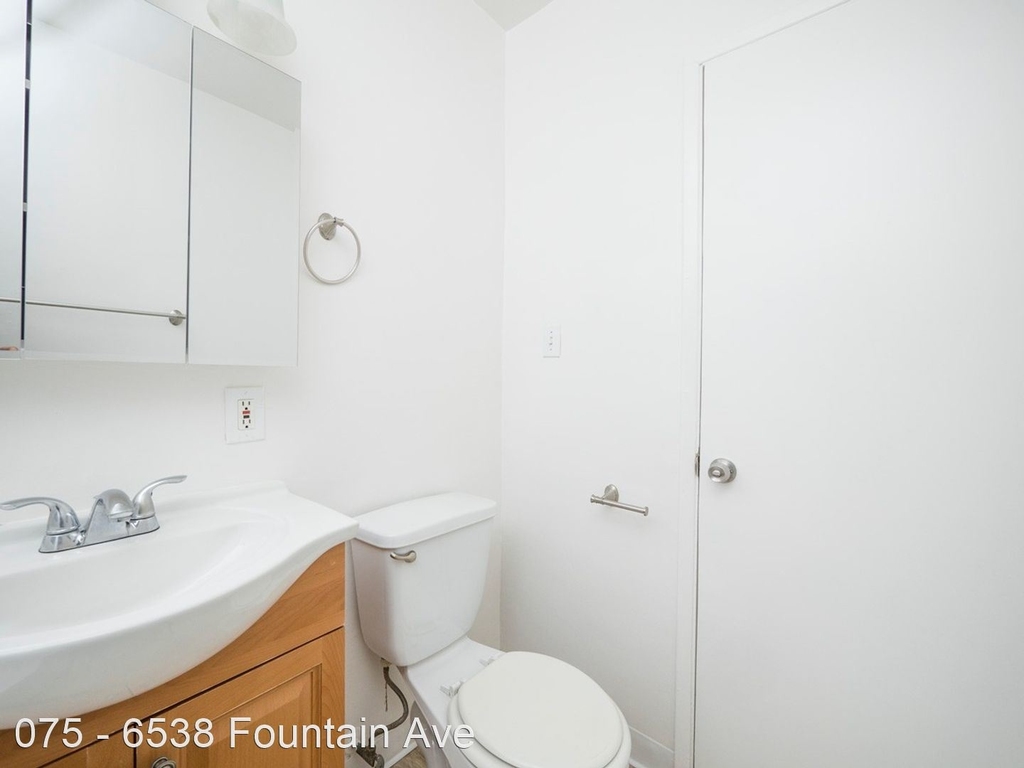 6538 Fountain Ave. - Photo 11