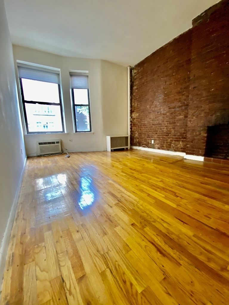 314 West 89th Street - Photo 0