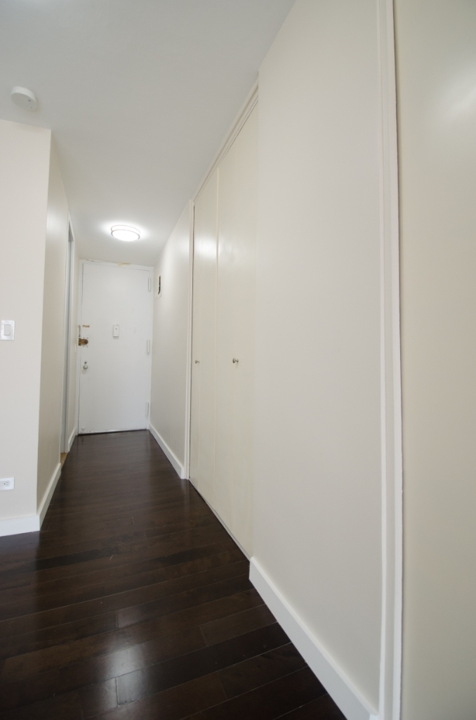 330 East 33rd Street - Photo 2