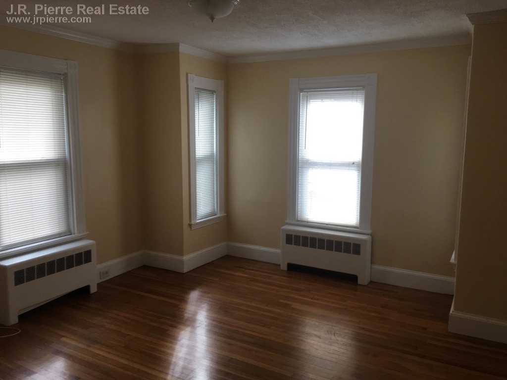 39 Magee St. - Photo 2