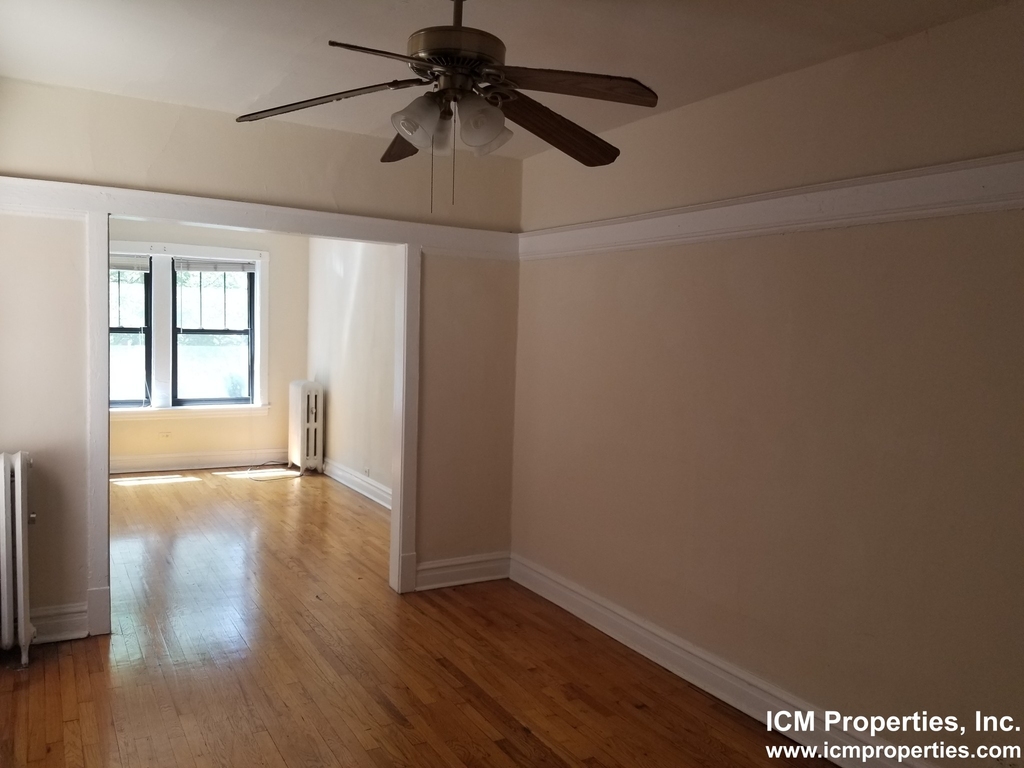 4844 N. Rockwell - Photo 1