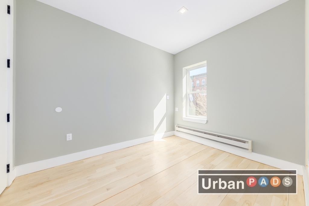 891 Willoughby Avenue #4 - Photo 3