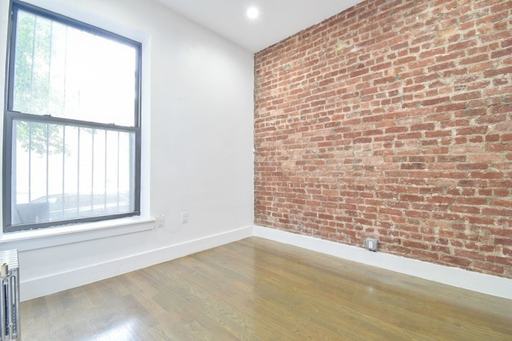 125 Sterling Street #2A - Photo 1