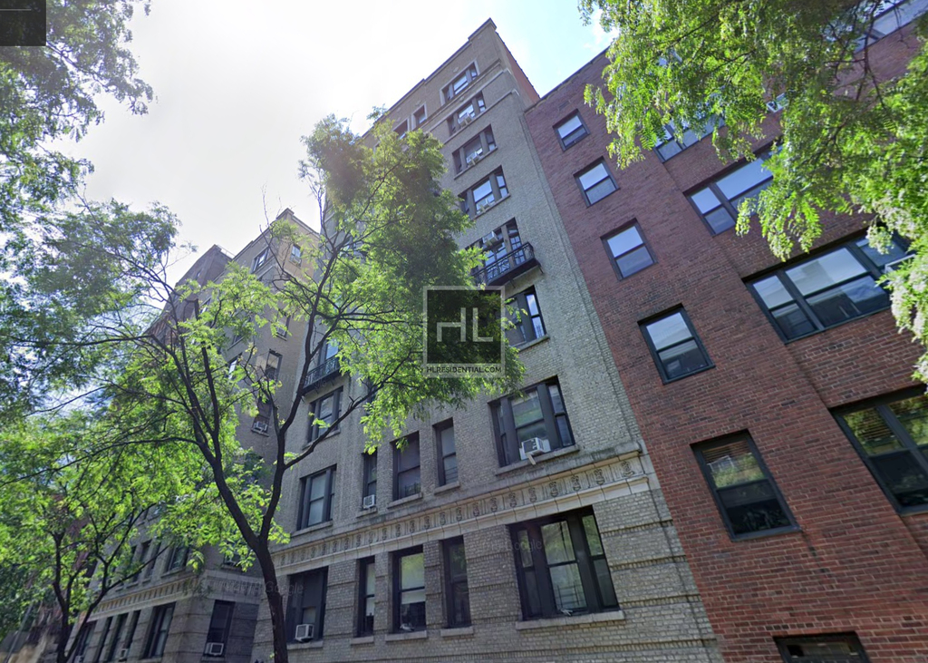 West 55th Street - Photo 8