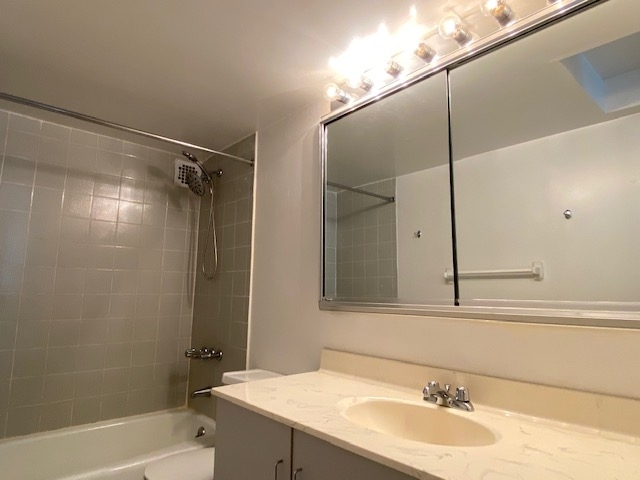 456 West 52nd Street - Photo 8