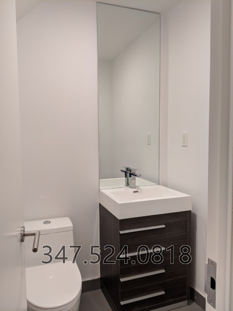 104 Meserole Street - Photo 8