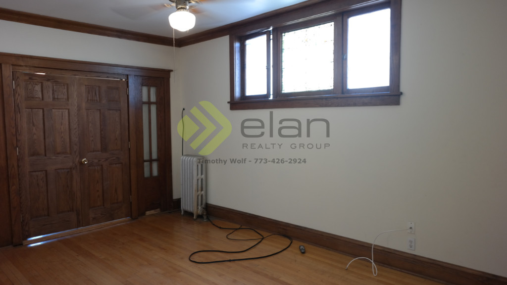 5938 N Broadway - Photo 0