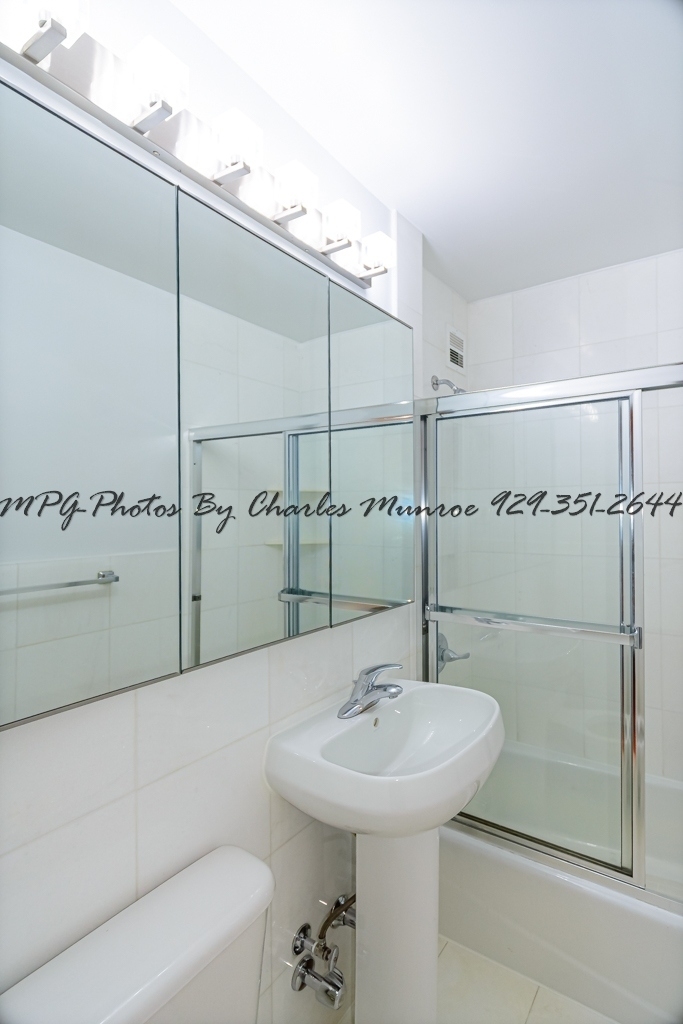 151 West 16th Street - Photo 4