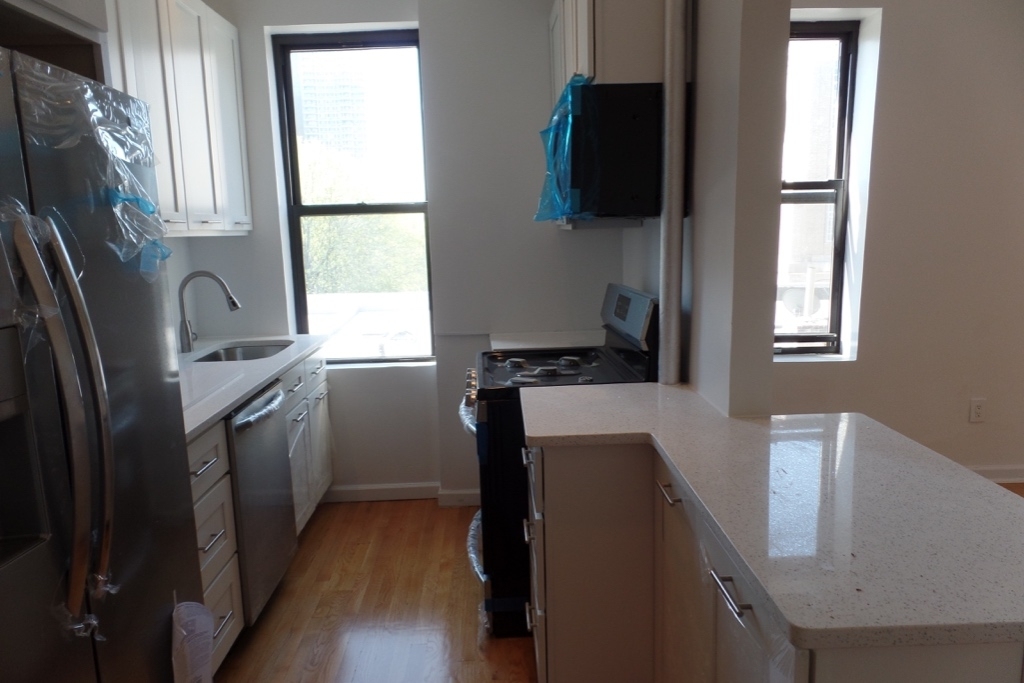 286 Eastern Parkway - Photo 1