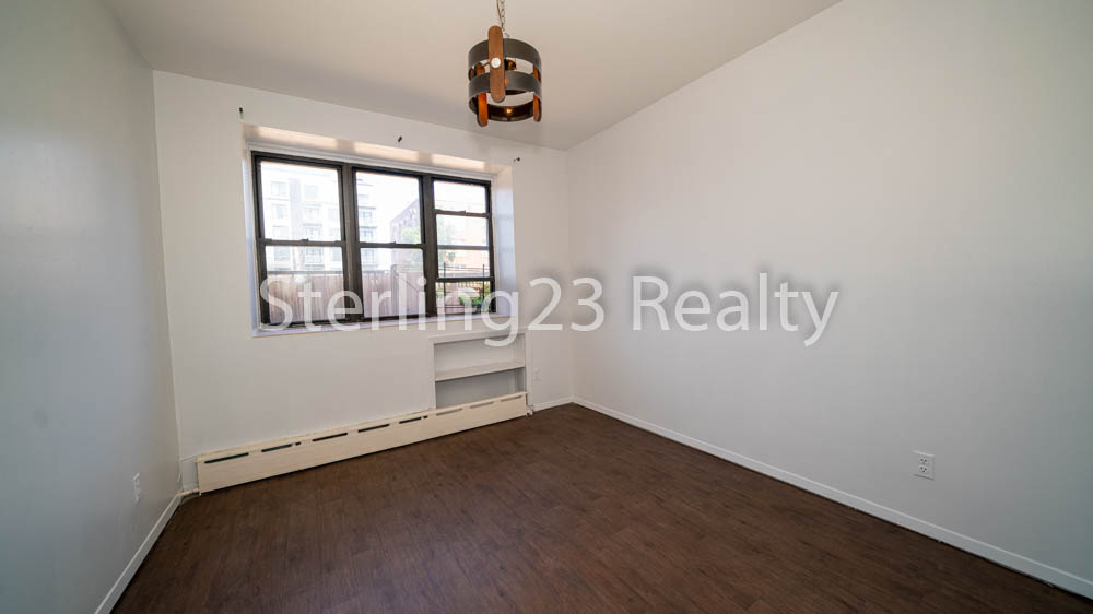 23-88 32nd Street - Photo 4