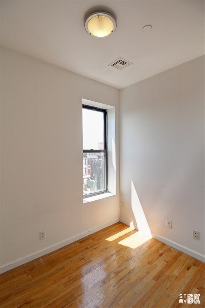 36 Cooper Street - Photo 7