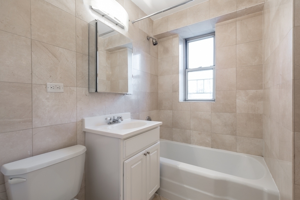 West 89 St  - Photo 5